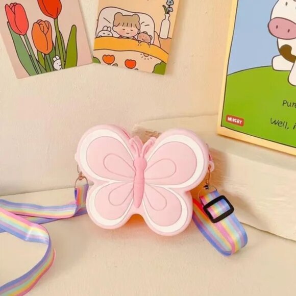 Kids' Butterfly Bag with Shoulder Strap In Pink -A Mini Bag for Little Ones NWOT - Picture 1 of 2